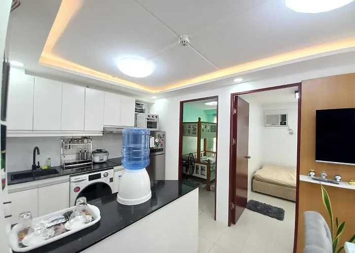 Apartment Aurum Holistay Deca Homes 2br Unit With Free Car Park