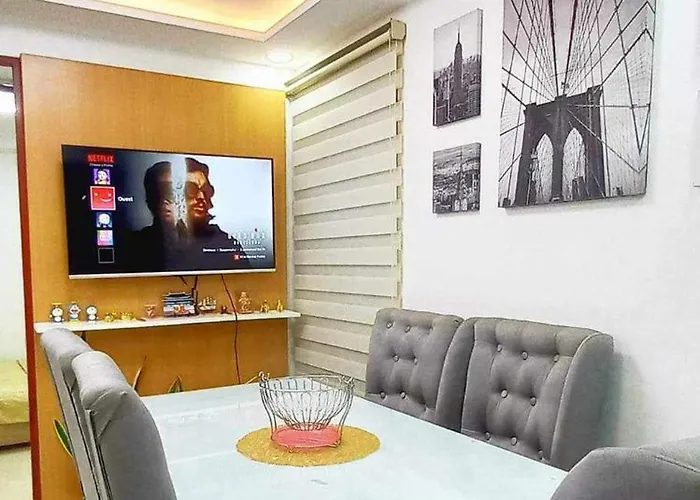 Aurum Holistay Deca Homes 2br Unit With Free Car Park